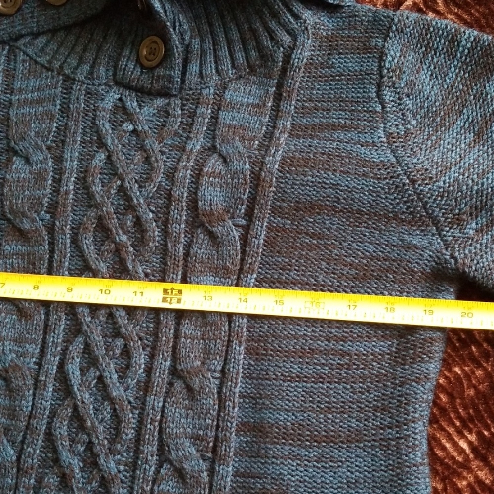 Sweater - Picture 2 of 5